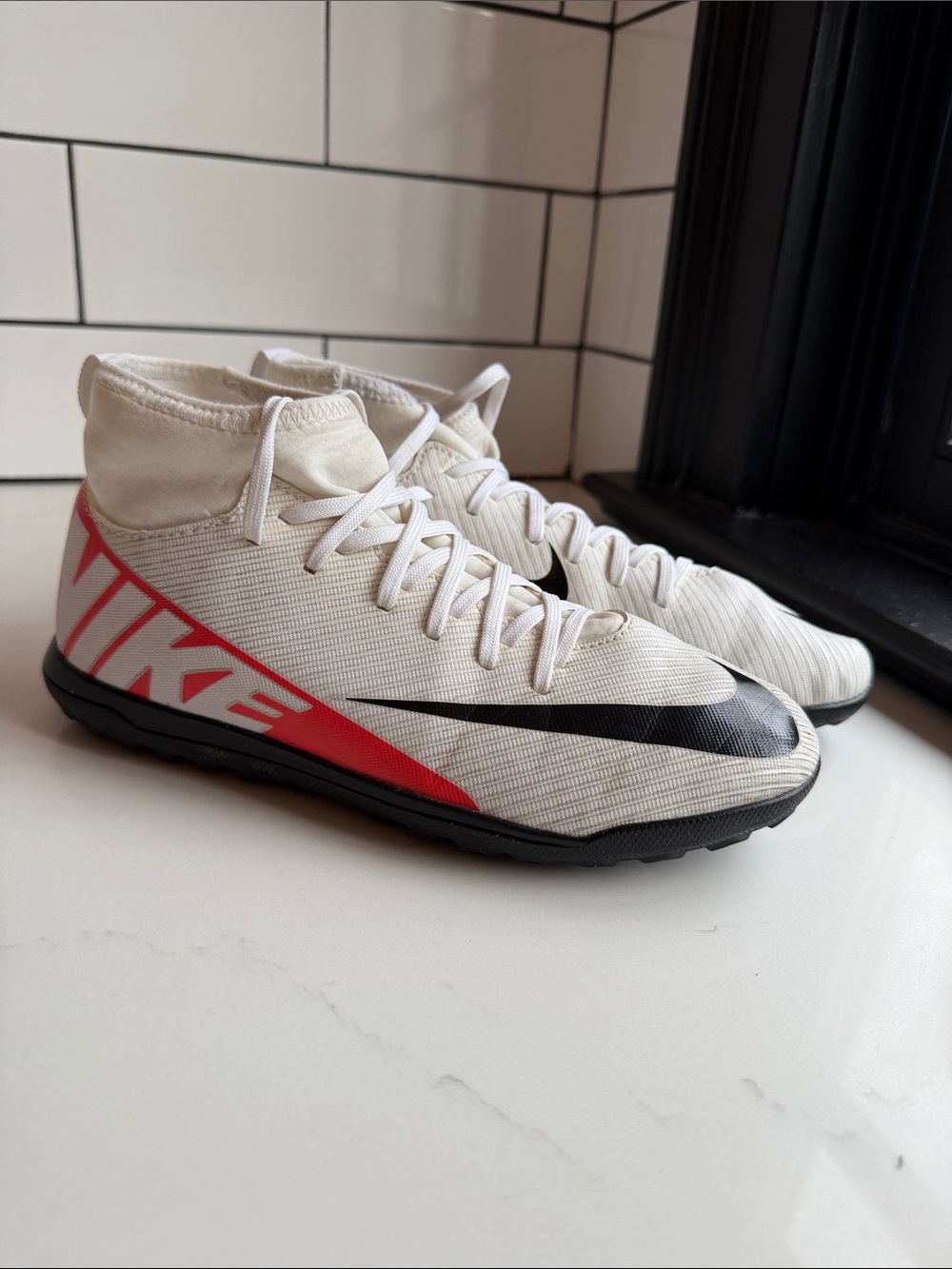 Nike White, Black & Red Junior Turf Soccer Shoes